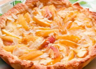 Crostata pesche mandorle RicettaSprint