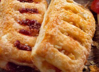 Fagottini alle fragole e mele RicettaSprint