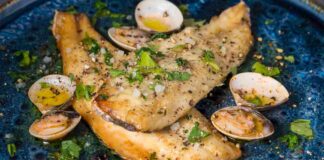 Filetti di sgombro in padella con le vongole