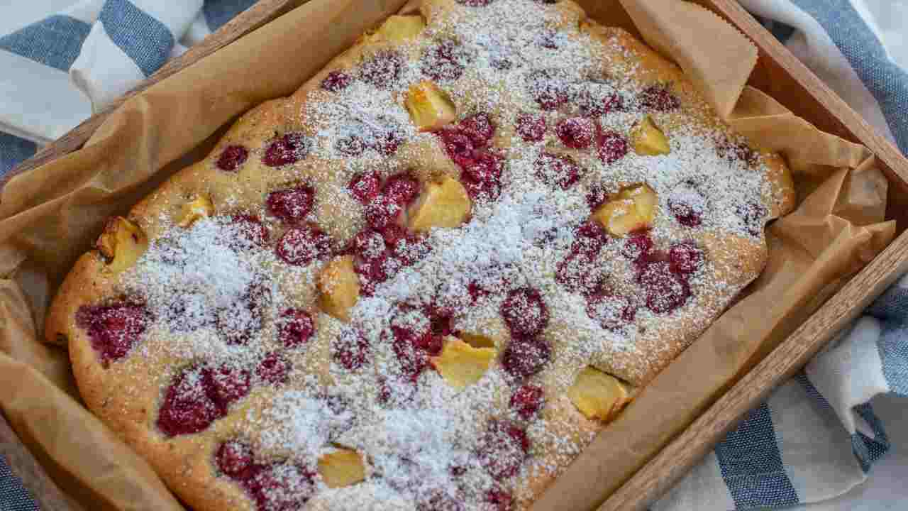 Focaccia dolce alla frutta RicettaSprint