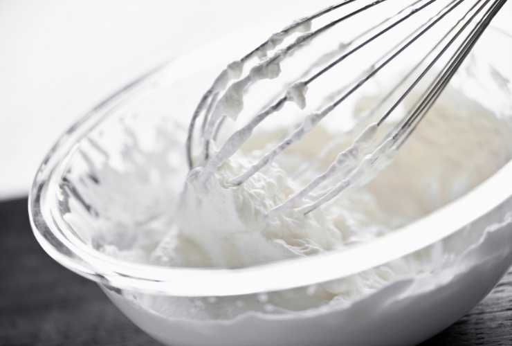 Gelato alla ciliegia senza gelatiera - RicettaSprint