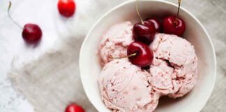 Gelato alla ciliegia senza gelatiera - RicettaSprint