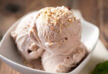 Gelato fatto in casa? Si, alla nocciola, da quando ho scoperto questa versione facilissima, in gelateria non ci vado più Gelato alla nocciola