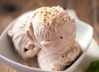 Gelato alla nocciola
