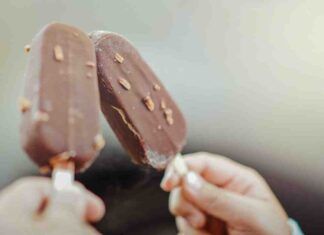 Gelato allo stecco al cioccolato - RicettaSprint