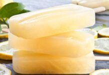 Questa si che è una coccola estiva da 99 kcal che ti rinfresca nelle calde giornate, pronta in soli 10 minuti Ghiacciolo al limone 3 RicettaSprint