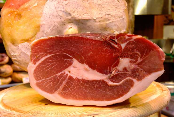 Grassetto del prosciutto va davvero tolto - RicettaSprint