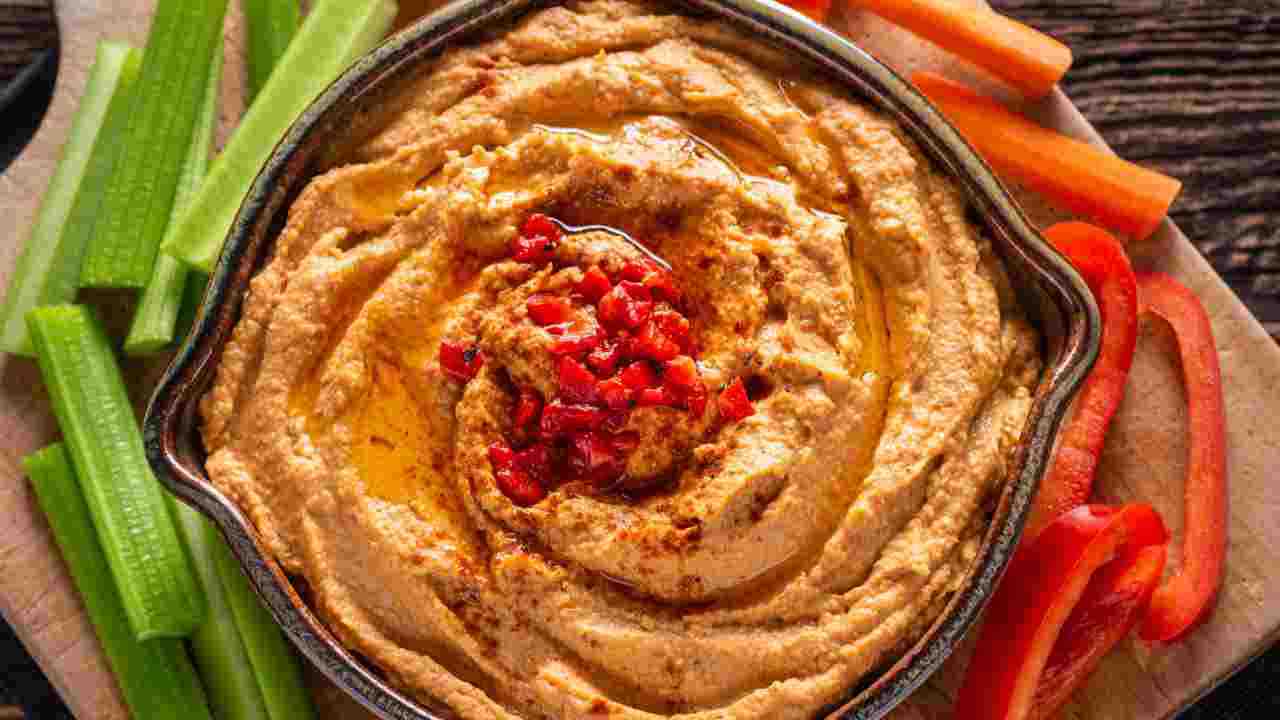 Hummus piccante e affumicato