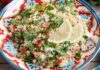 Insalata di orzo e salmone