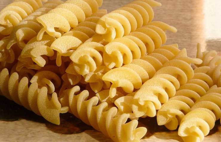 Insalata di pasta 5 ingredienti RicettaSprint