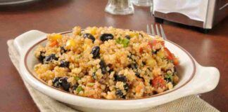 Insalata di quinoa e fagioli neri
