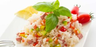 Insalata di riso cremosa