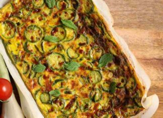 La frittata della sera prima, si fa al forno, è bella da servire e ci puoi mettere qualsiasi verdura e la conservi in frigo