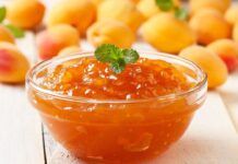 Marmellata di albicocche della nonna