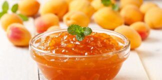 Marmellata di albicocche della nonna