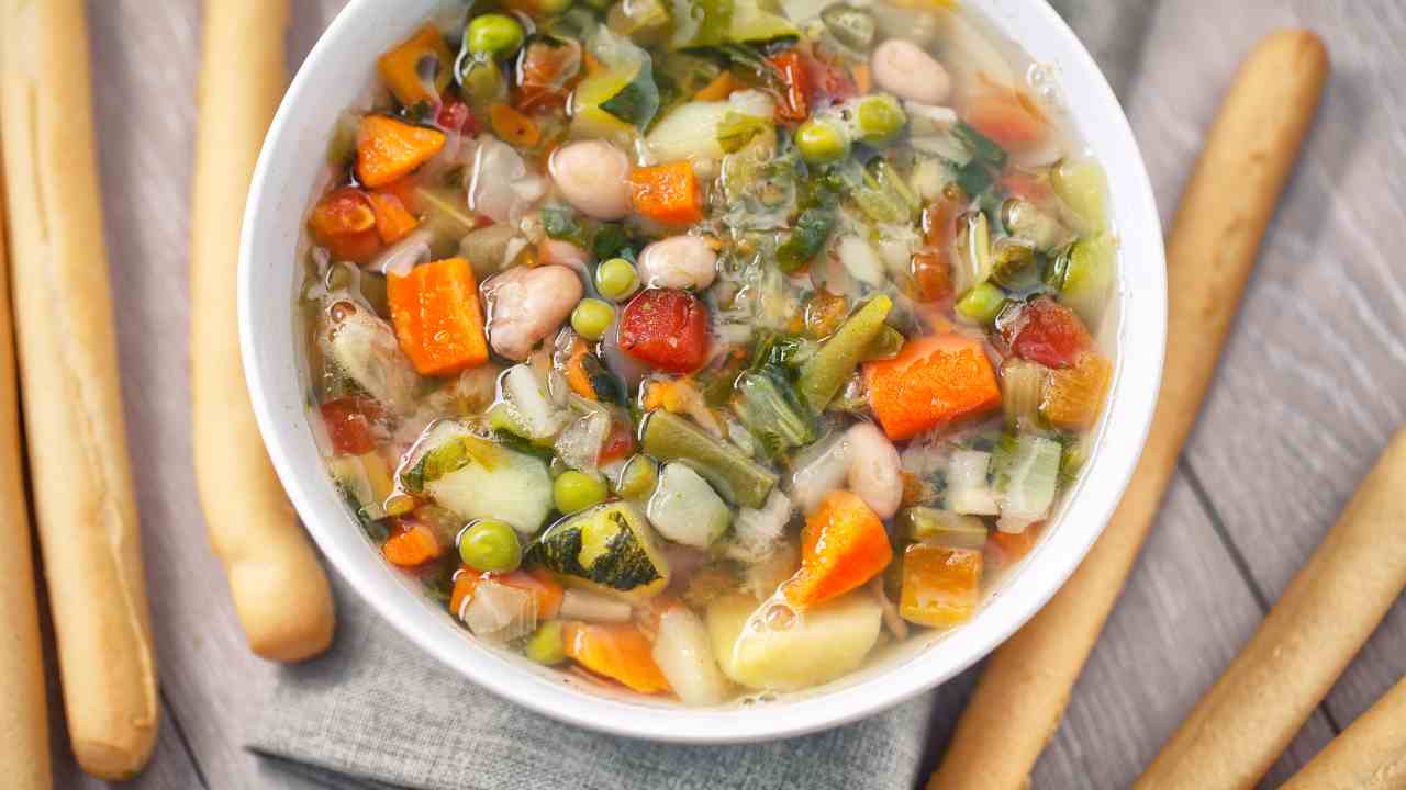 Minestrone freddo RicettaSprint
