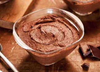 Mousse senza uova al cioccolato