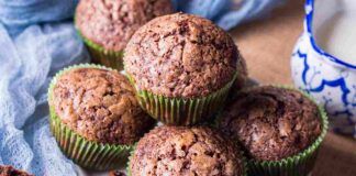 Muffin al cacao con marmellata di albicocche RicettaSprint