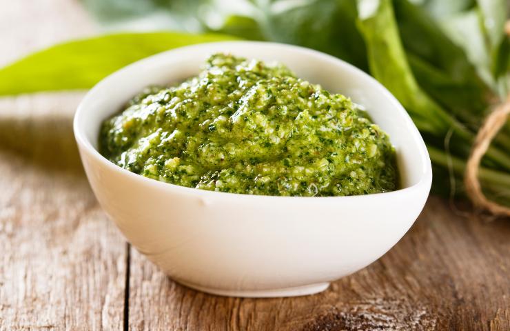 Pasta al pesto di zucchine e basilico RicettaSprint