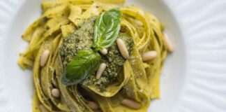 Pasta al pesto di zucchine e basilico RicettaSprint