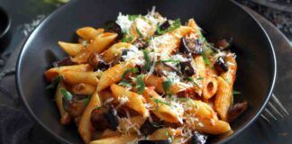 Pasta alla norma con caciocavallo
