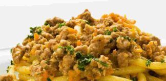 Pasta con il ragù di verdure