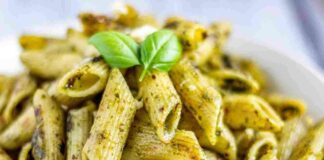 Pasta con un pesto estivo alle melanzane