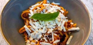Pasta cremosa ai peperoni e ricotta RicettaSprint