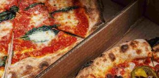 Pizza nel cartone