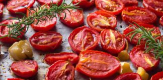 Pomodori al forno per cena - RicettaSprint