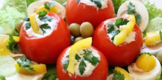 Pomodori ripieni ricotta e uova RicettaSprint