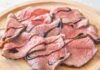 Roast beef cotto in pentola