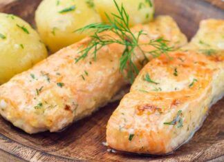 Salmone in padella saporito