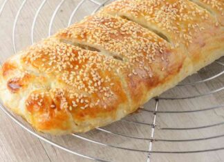 Strudel salato con pesce e verdure