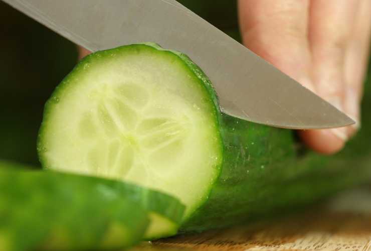 Succo di cetriolo in estate - RicettaSprint