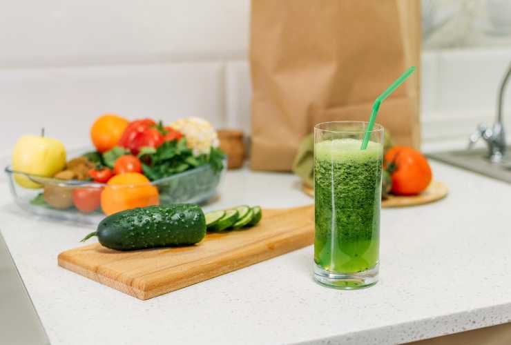 Succo di cetriolo in estate - RicettaSprint