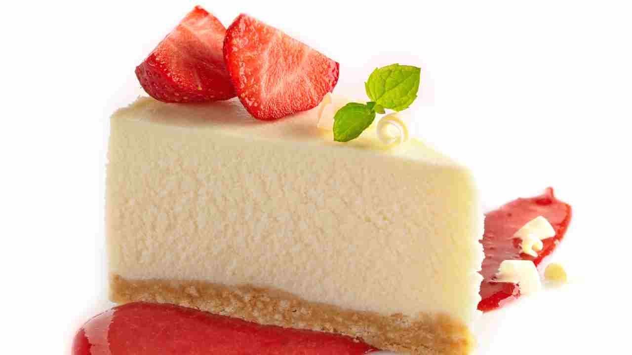 TORTA FREDDA CON FRAGOLE E CIOCCOLATO ricettasprint