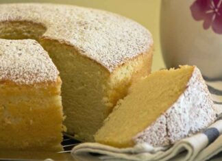 Torta flufflosa al limone RicettaSprint