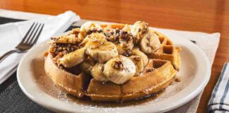 Waffle proteici a colazione - RicettaSprint