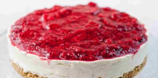 Zero cottura, confettura di lamponi favolosa. Non accendo il forno. Ovviamente faccio un dessert da urlo