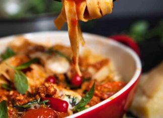 tagliatelle pesto rosso mozzarella e basilico ricettasprint