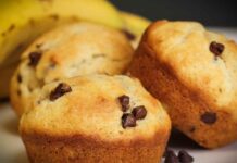 Solo 95 Kcal per queste brioche con cioccolato, la ricetta magica senza niente, hai capito bene non devi usare questi ingredienti! Brioche con gocce di cioccolato senza uova e zucchero RicettaSprint