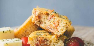 Brioche rustiche pomodori provola prosciutto RicettaSprint