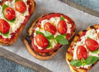 Bruschette pizza caprese RicettaSprint