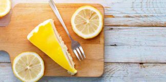 Cheesecake con formaggio cremoso e limone