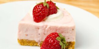Cheesecake fredda ricotta e fragole