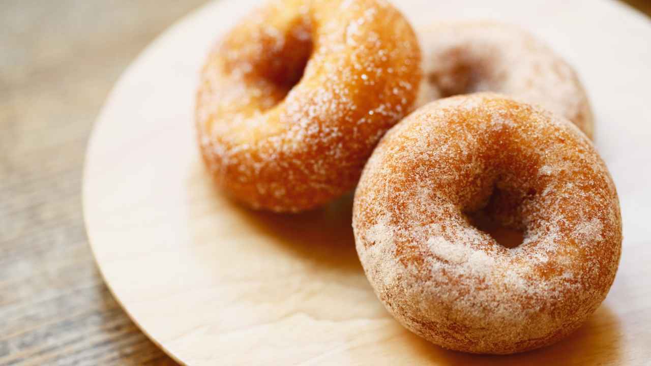 Ciambelline fritte e unte - RicettaSprint