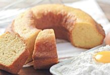 Ricordati 6-4-2 e sei apposto: il ciambellone più facile e veloce del web si fa al bicchiere Ciambellone al bicchiere