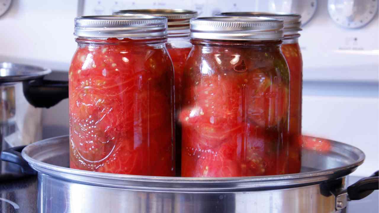Conserva pomodori a pezzi RicettaSprint