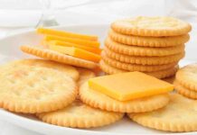 Cracker alla curcuma - RicettaSprint
